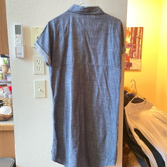 North Face Chambray T-Shirt Dress with Pockets - Picture 3 of 5